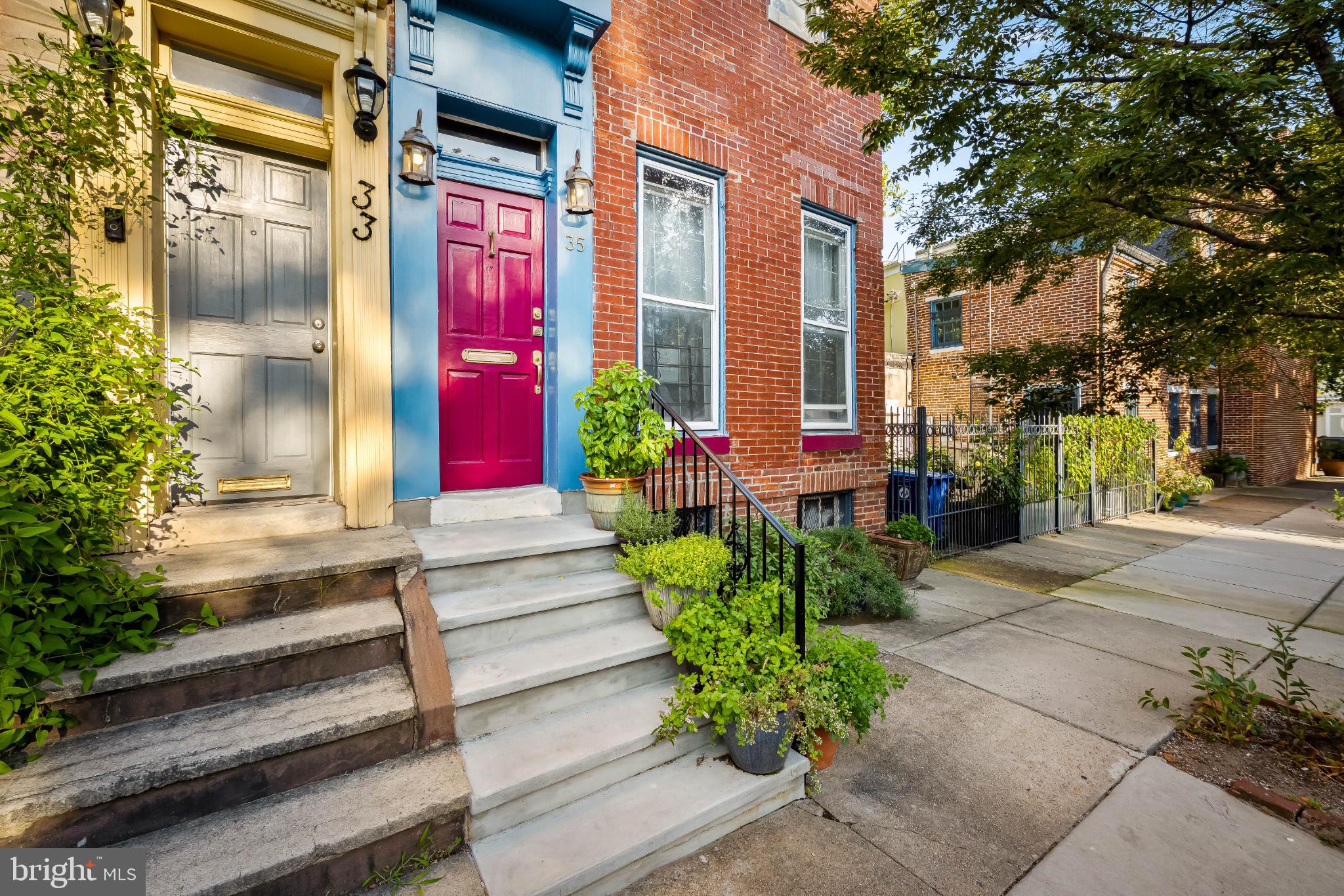 35 South Calhoun Street Baltimore, MD 21223 - Photo 2 of 29 Front