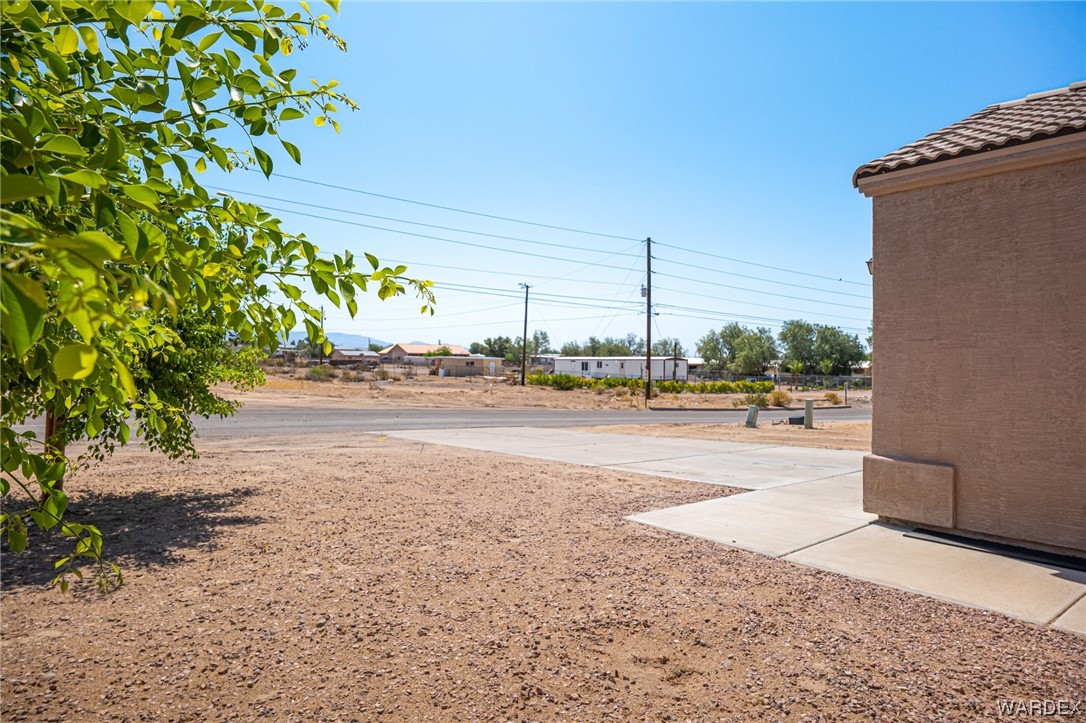 4393 Mountain View Road Fort Mohave, AZ 86426 - Photo 4 of 29
