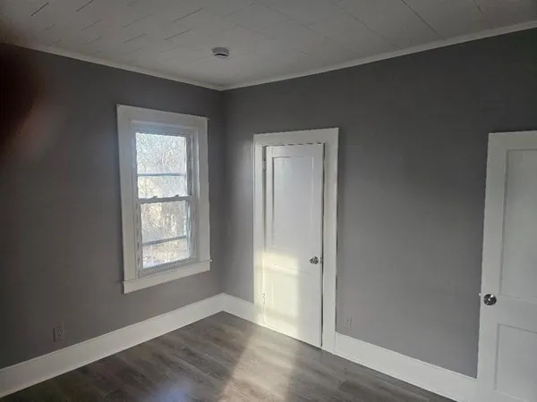 $1,600 | 170 Buffinton Street, Unit 3, Fall River, MA 02721