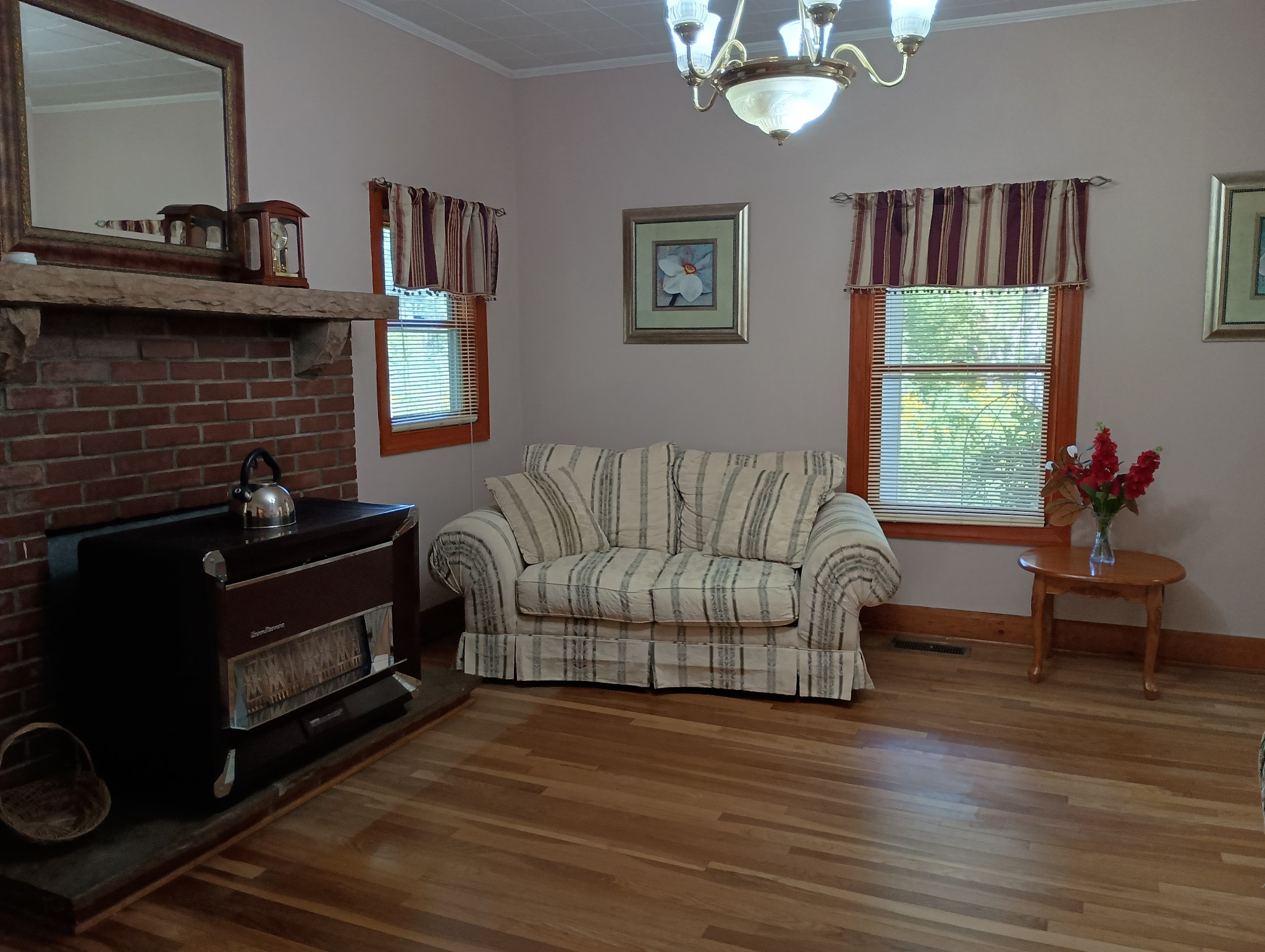 226 Lake O'Donnell Road Sewanee, TN 37375 - Photo 24 of 40 a living room with furniture fireplace and window