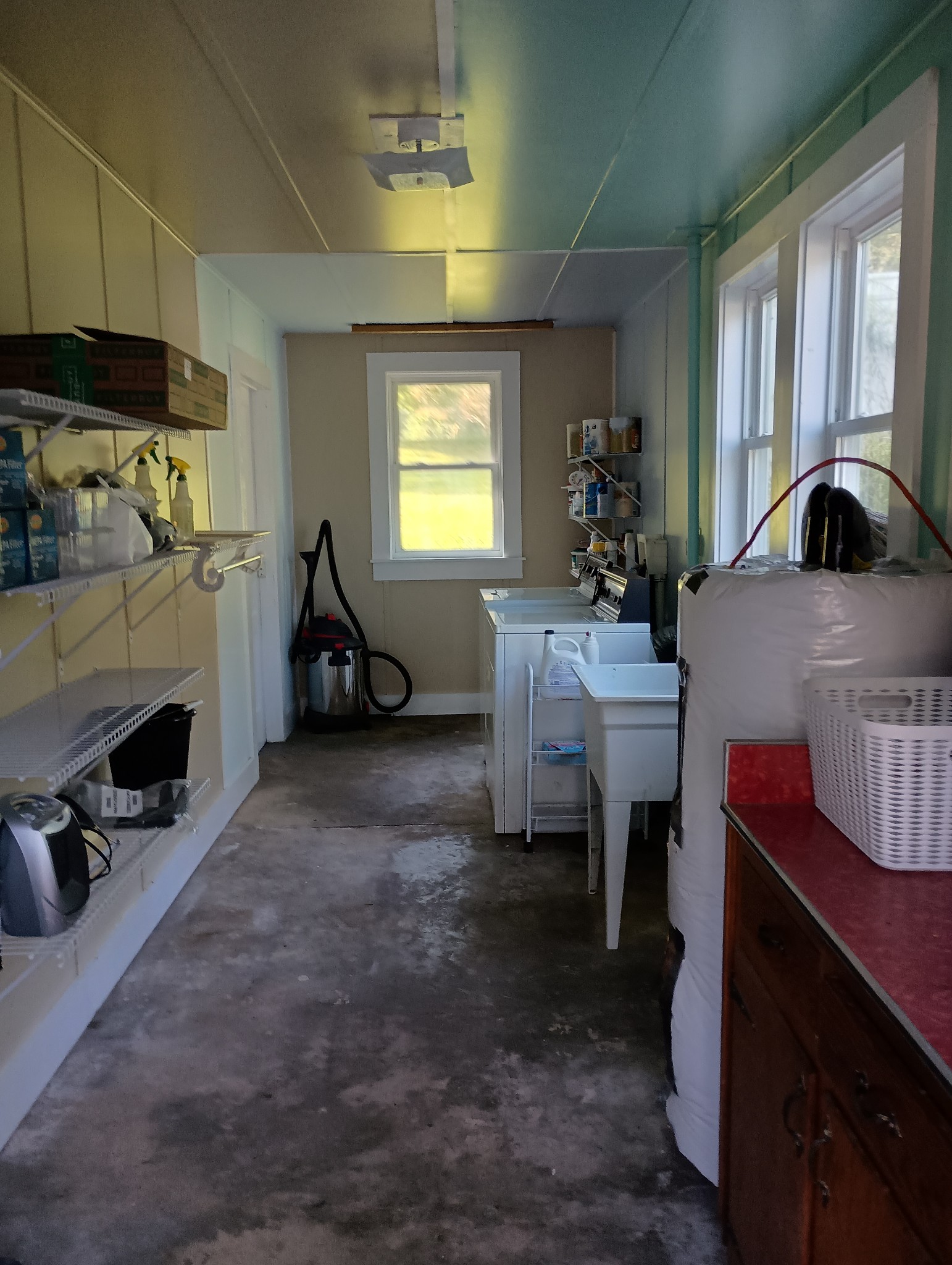 226 Lake O'Donnell Road Sewanee, TN 37375 - Photo 38 of 40 a living room with furniture a window and a fireplace