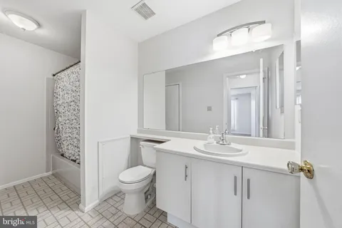 $86,417 | 3193 A Neils Court, Mount Laurel, NJ 08054