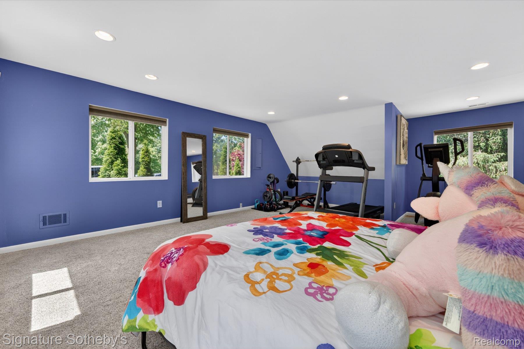 30650 Lahser Road Franklin, MI 48025 - Photo 60 of 93 059-30650-Lahser-Rd-Beverly-Hills-MI-48025-WindowStill.jpg