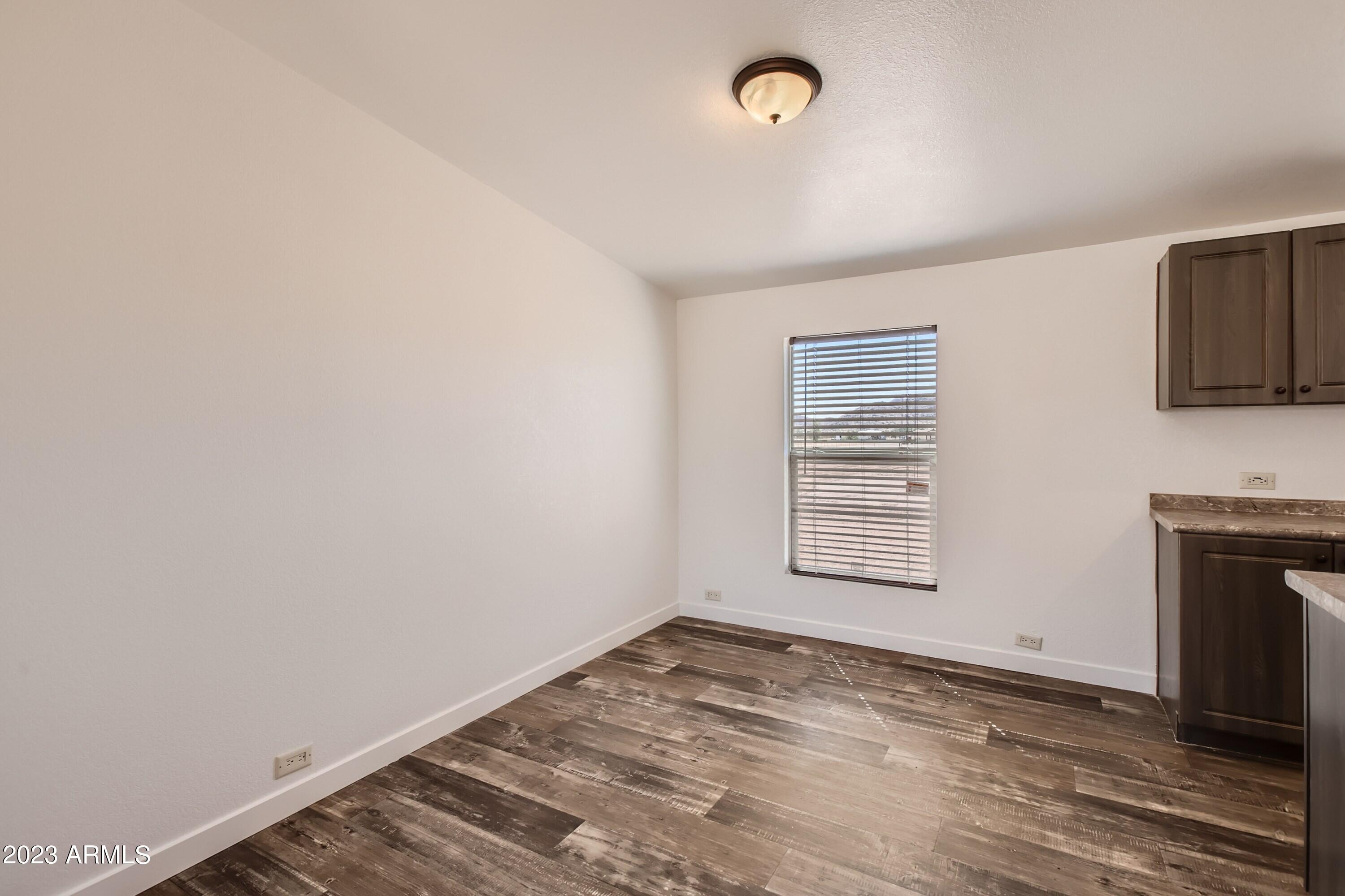 56877 West Papago Road Maricopa, AZ 85139 - Photo 8 of 27 08 Dining Room