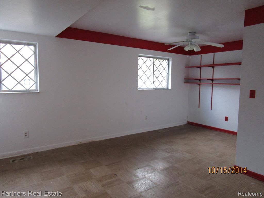 3925 Crandall Road Howell, MI 48855 - Photo 11 of 17 Bedroom 4.jpg