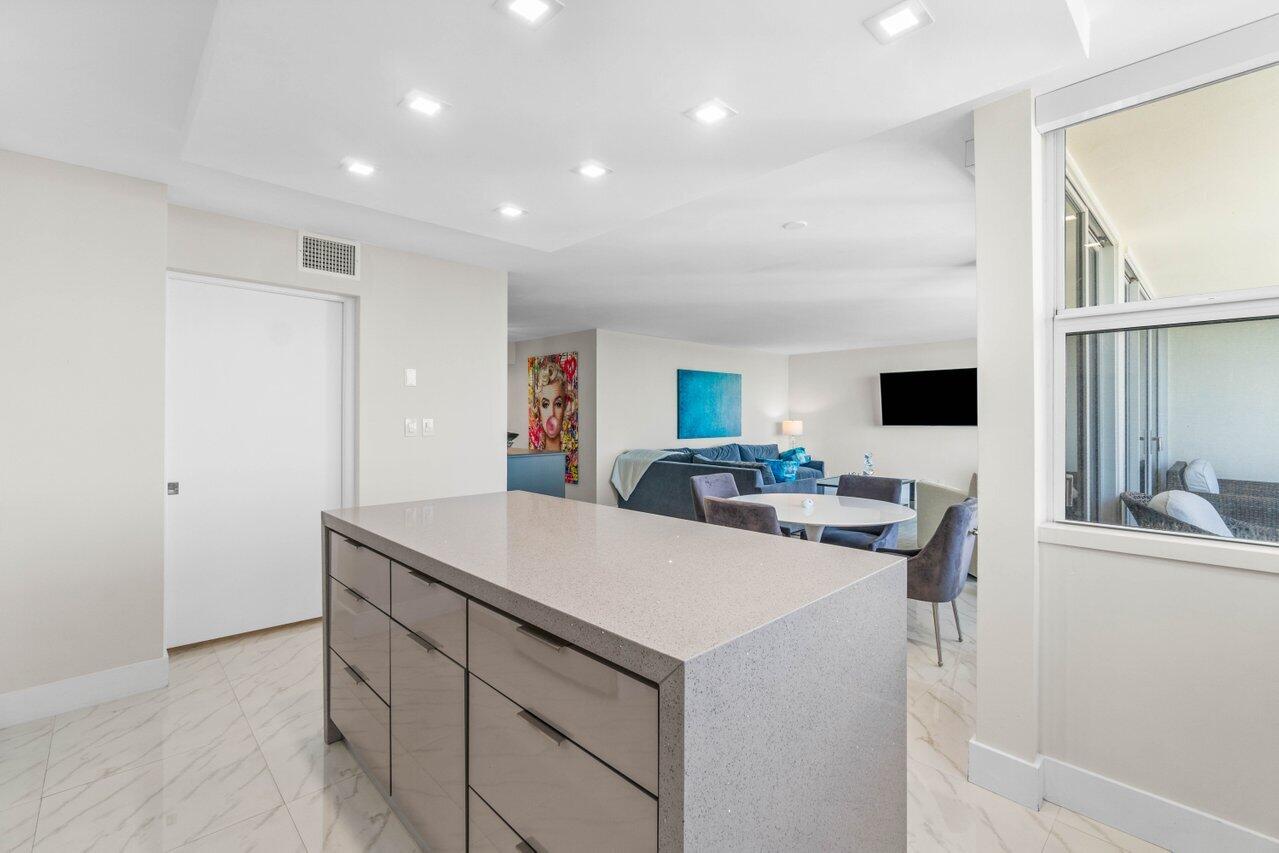 2000 South Ocean Boulevard, Unit 15B Boca Raton, FL 33432 - Photo 12 of 65 005-2000SouthOceanBoulevard-15B-BocaRato