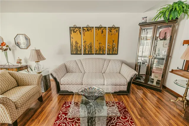 $259,900 | 62 Delemere Boulevard, Perinton, NY 14450