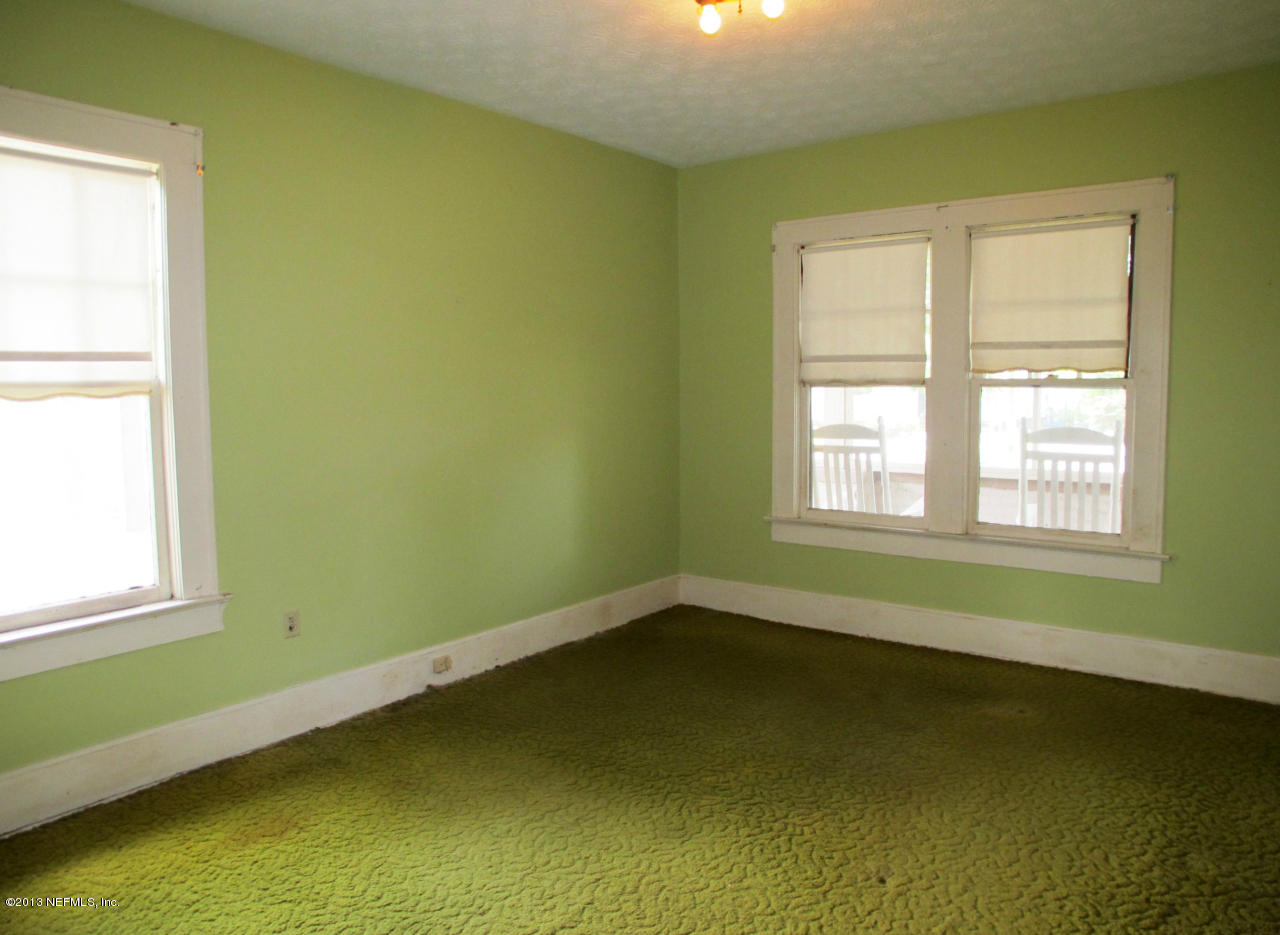 5109 Birkenhead Road Jacksonville, FL 32210 - Photo 12 of 20 a view of a room with a window