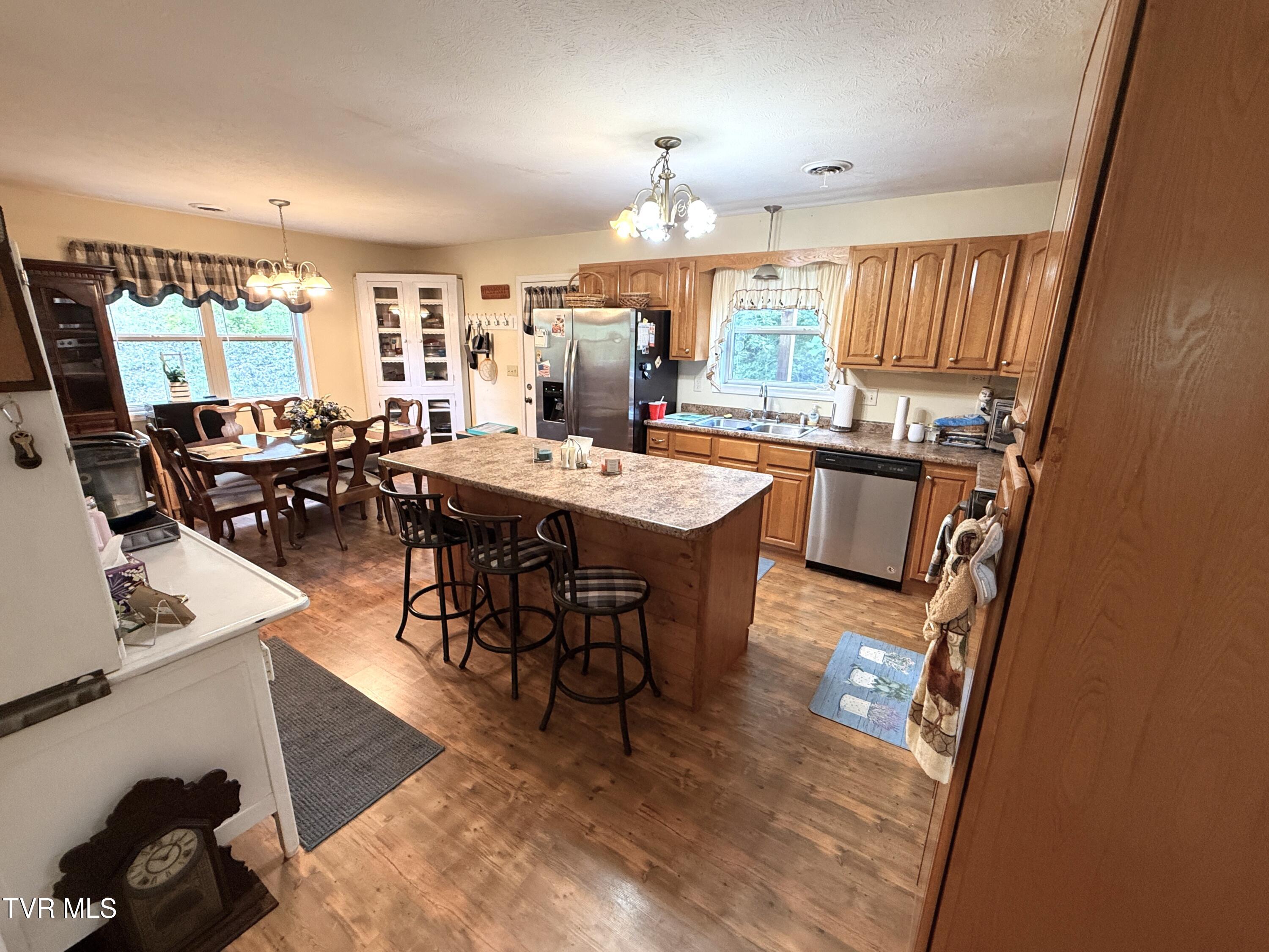 199 Pear Tree Way Del Rio, TN 37727 - Photo 13 of 40 13