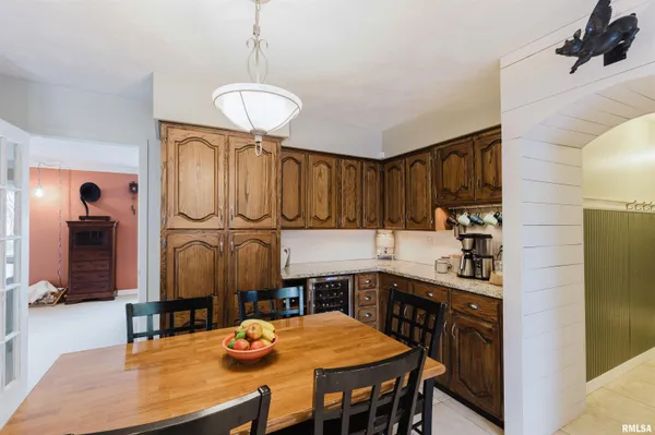 $395,000 | 1502 Nagel Drive, Marion, IL 62959