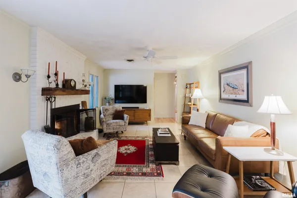 $395,000 | 1502 Nagel Drive, Marion, IL 62959