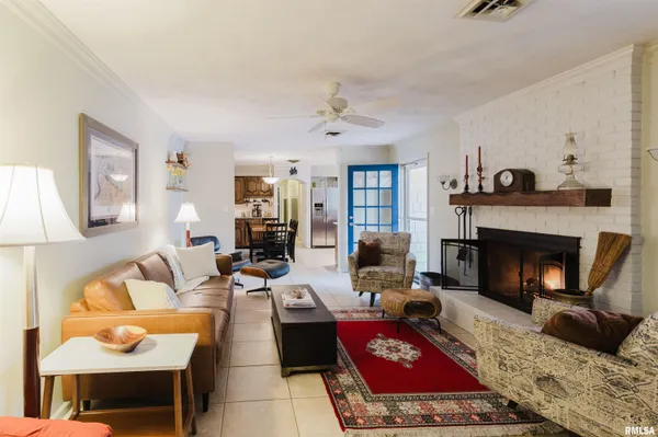 $395,000 | 1502 Nagel Drive, Marion, IL 62959