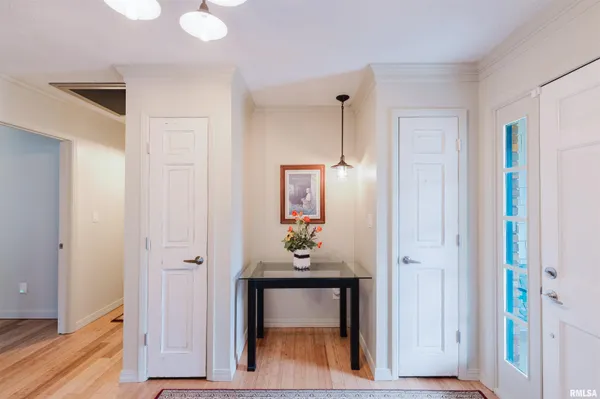 $395,000 | 1502 Nagel Drive, Marion, IL 62959