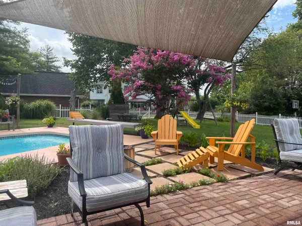 $395,000 | 1502 Nagel Drive, Marion, IL 62959