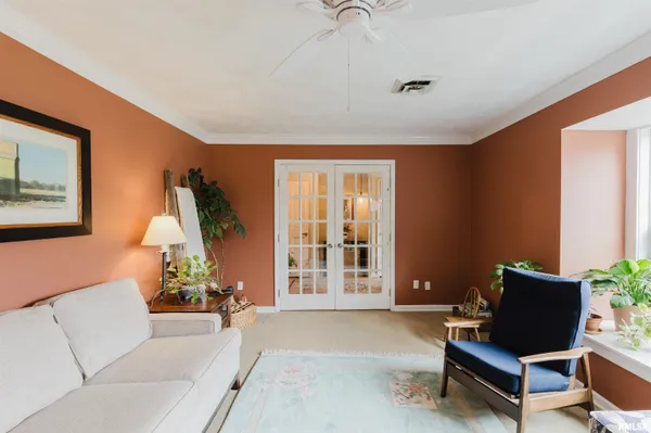 $395,000 | 1502 Nagel Drive, Marion, IL 62959