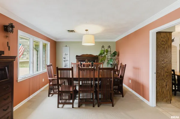 $395,000 | 1502 Nagel Drive, Marion, IL 62959