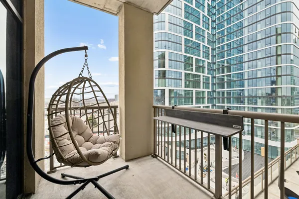 $2,000 | 1510 Demonbreun Street, Unit 608, Nashville, TN 37203