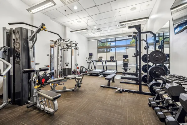 $2,000 | 1510 Demonbreun Street, Unit 608, Nashville, TN 37203
