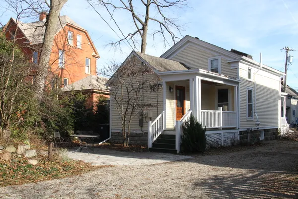 $3,500 | 310 2nd Street, Ann Arbor, MI 48103