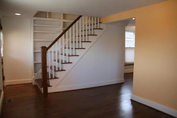 $3,500 | 310 2nd Street, Ann Arbor, MI 48103