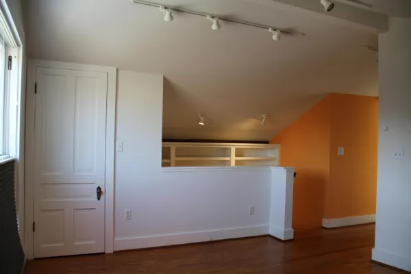 $3,500 | 310 2nd Street, Ann Arbor, MI 48103