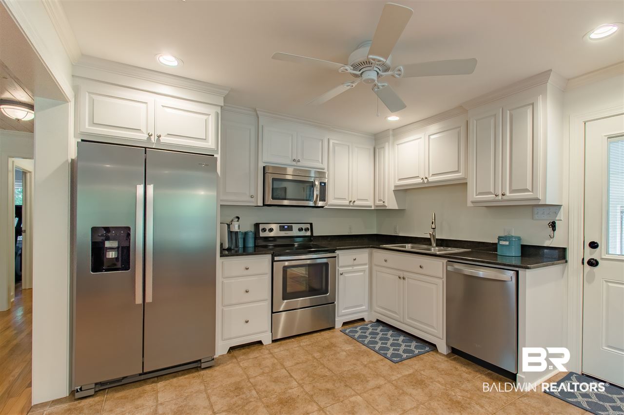 419 Rosa Avenue Fairhope, AL 36532 - Photo 13 of 33