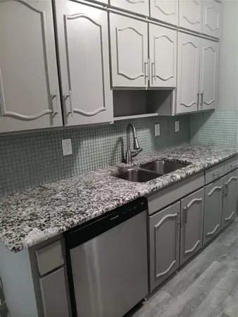 $250,000 | 2906 Plaza Street, Arlington, TX 76010