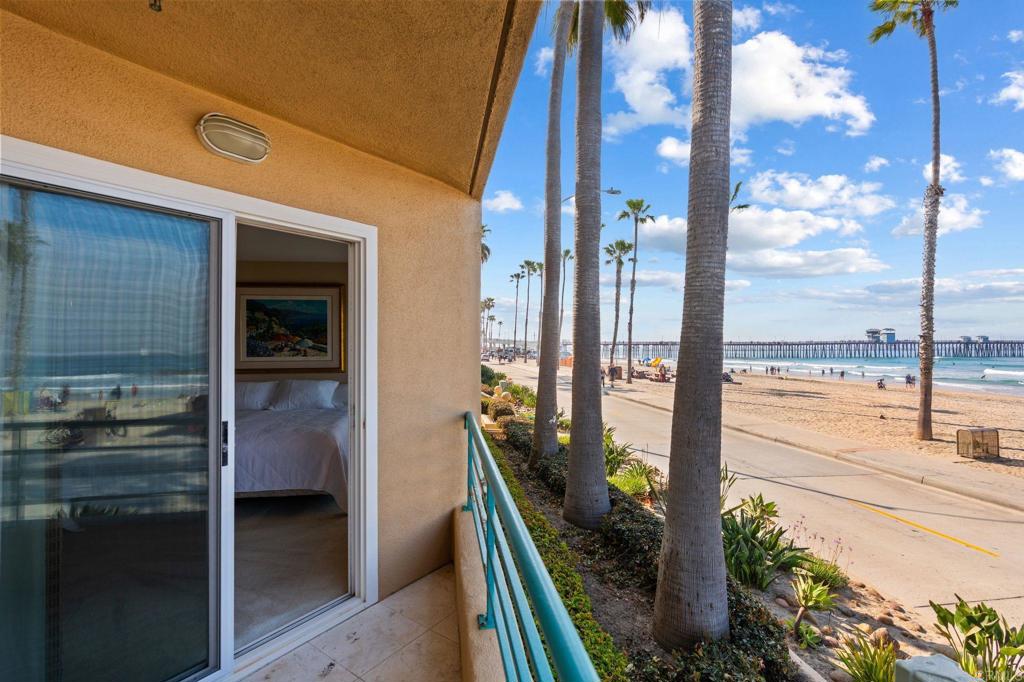 400 The Strand North, Unit 7 Oceanside, CA 92054 - Photo 18 of 35 a view of a balcony