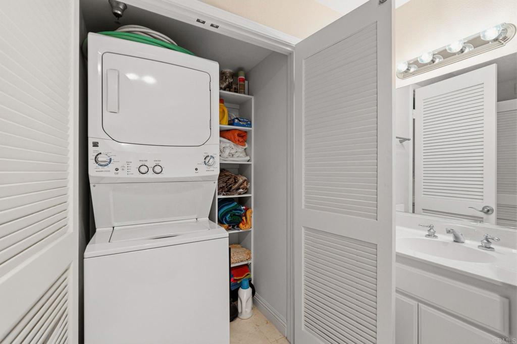 400 The Strand North, Unit 7 Oceanside, CA 92054 - Photo 26 of 35 a utility room with dryer and washer