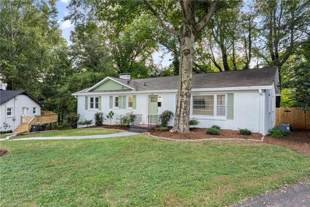 1366 Pinebluff Road Southwest Winston-Salem, NC 27103 - Photo 2 of 34