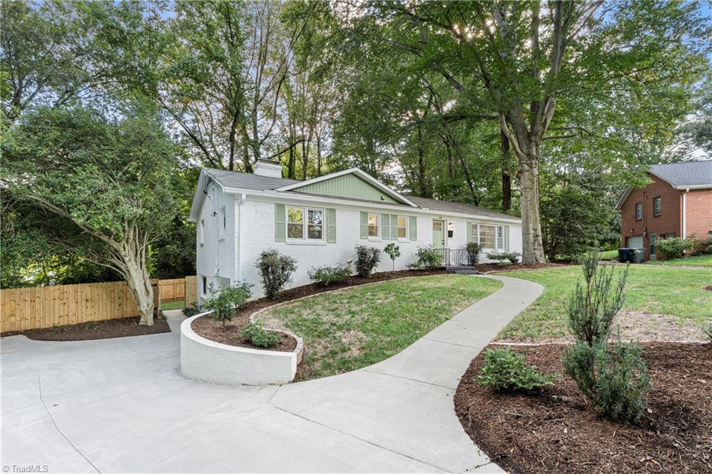 1366 Pinebluff Road Southwest Winston-Salem, NC 27103 - Photo 3 of 34