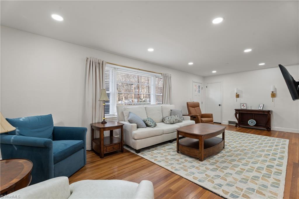 1366 Pinebluff Road Southwest Winston-Salem, NC 27103 - Photo 5 of 34