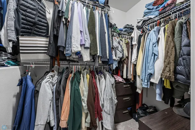 $319,900 | 6730 71st Avenue South, Horace, ND 58047