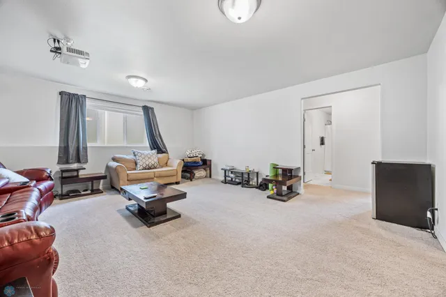 $319,900 | 6730 71st Avenue South, Horace, ND 58047