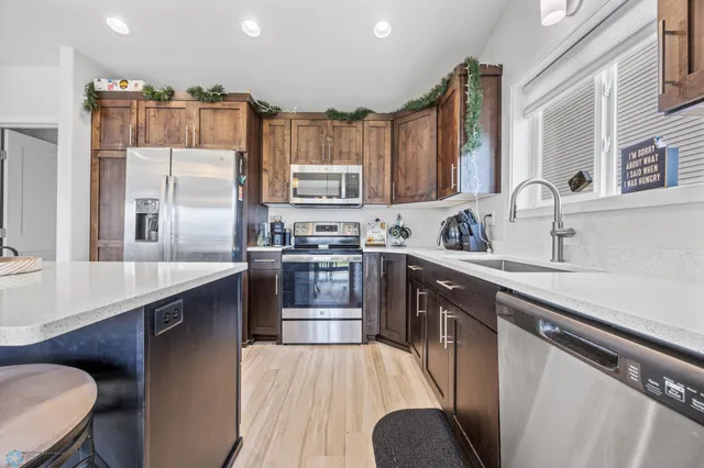 $319,900 | 6730 71st Avenue South, Horace, ND 58047