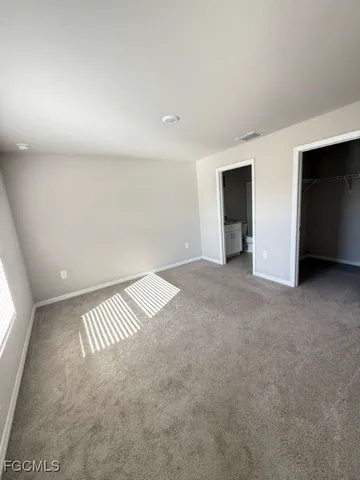 an empty room with a empty space