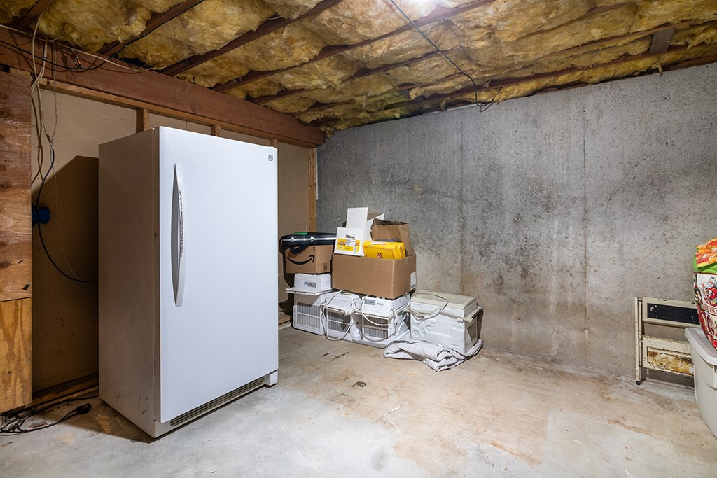 1668 Kingstown Road South Kingstown, RI 02879 - Photo 27 of 32
