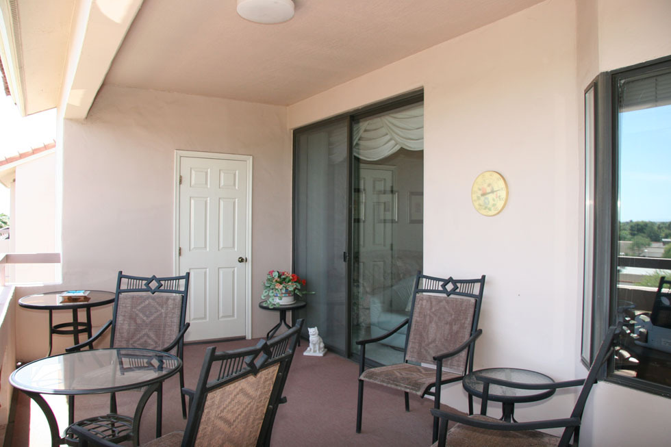 4200 North Miller Road, Unit 522 Scottsdale, AZ 85251 - Photo 15 of 26 Balcony