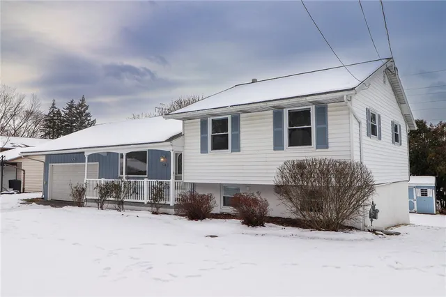 $259,900 | 128 Camelot Drive, Horseheads, NY 14845