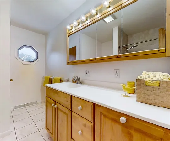 $248,000 | 128 Camelot Drive, Horseheads, NY 14845