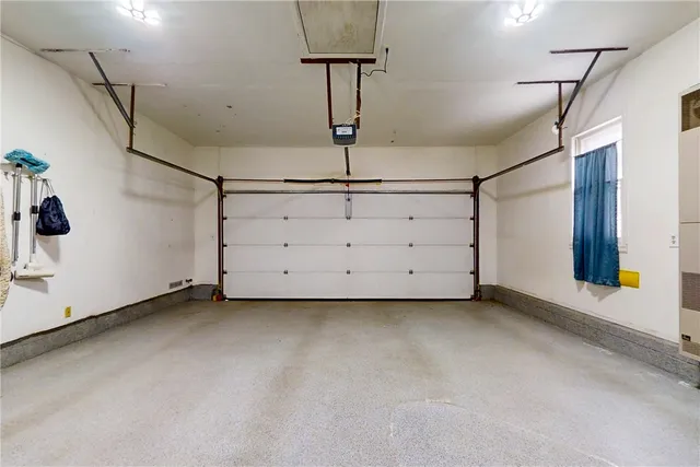 $259,900 | 128 Camelot Drive, Horseheads, NY 14845