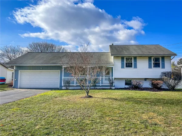 $248,000 | 128 Camelot Drive, Horseheads, NY 14845