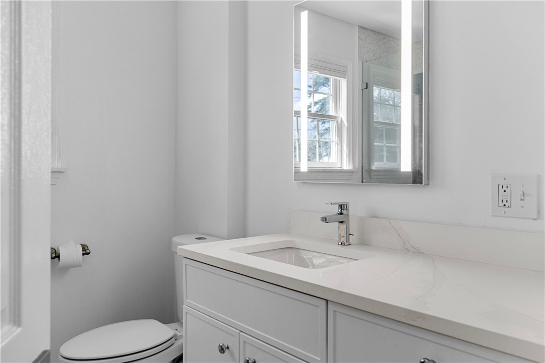66 Merton Road Newport, RI 02840 - Photo 18 of 50