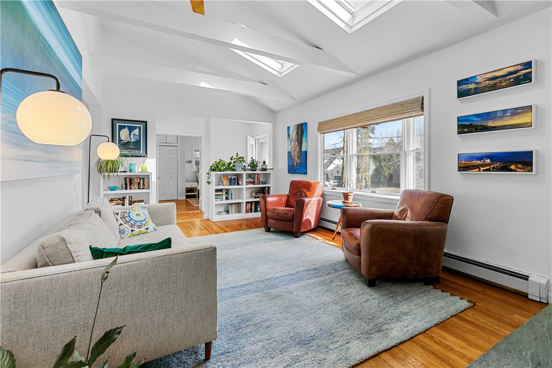66 Merton Road Newport, RI 02840 - Photo 8 of 50