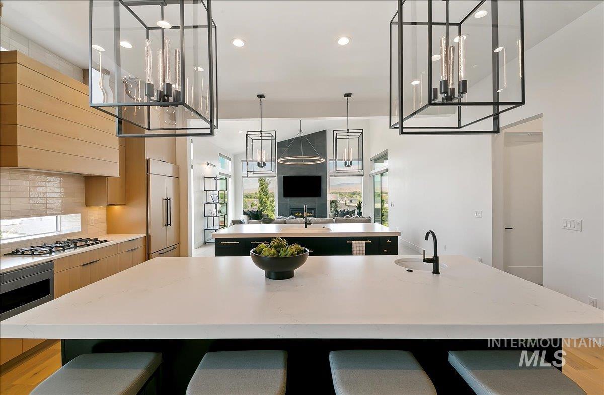 800 East Ashbourne Lane Eagle, ID 83616 - Photo 12 of 47