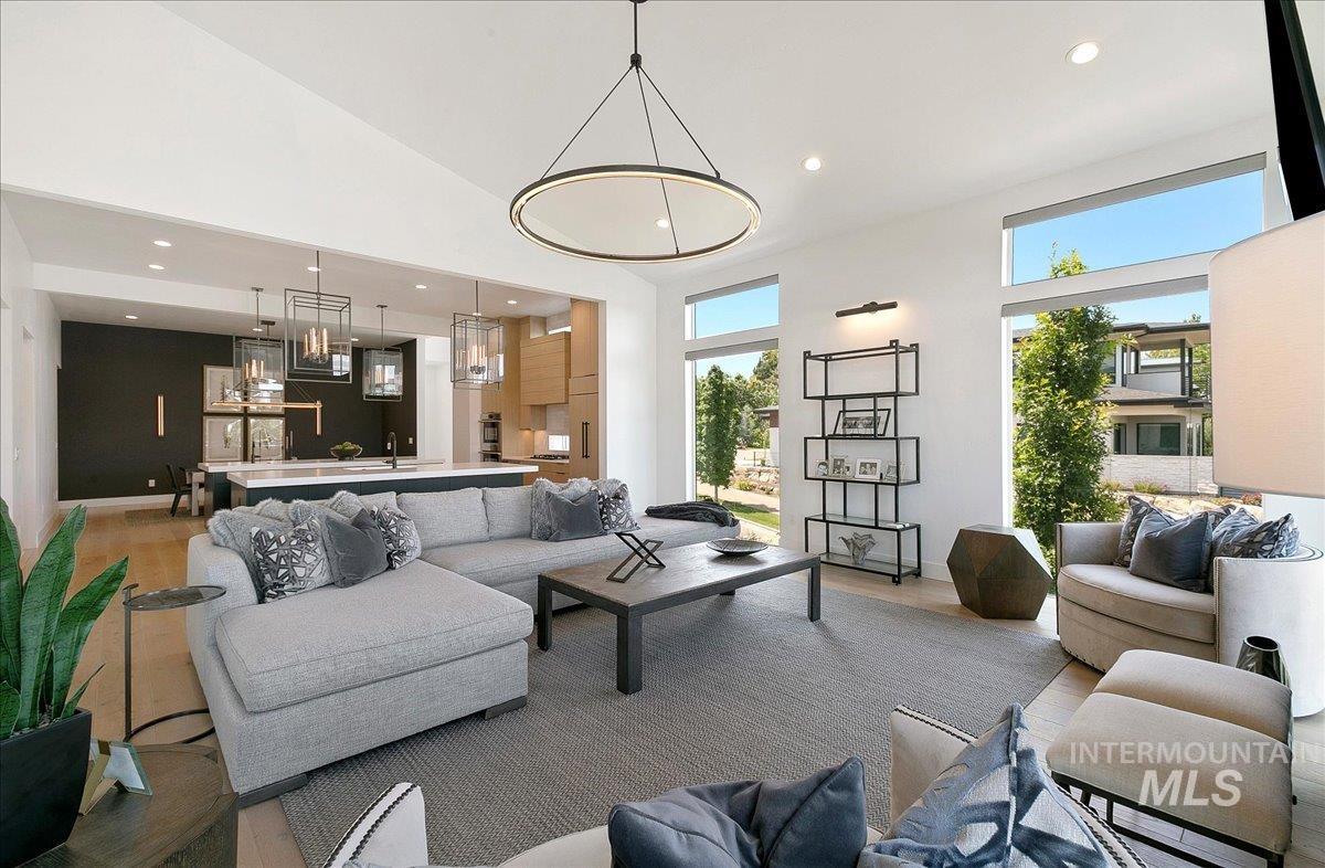 800 East Ashbourne Lane Eagle, ID 83616 - Photo 15 of 47