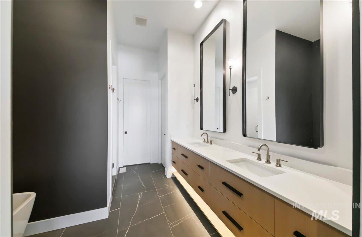 800 East Ashbourne Lane Eagle, ID 83616 - Photo 24 of 47