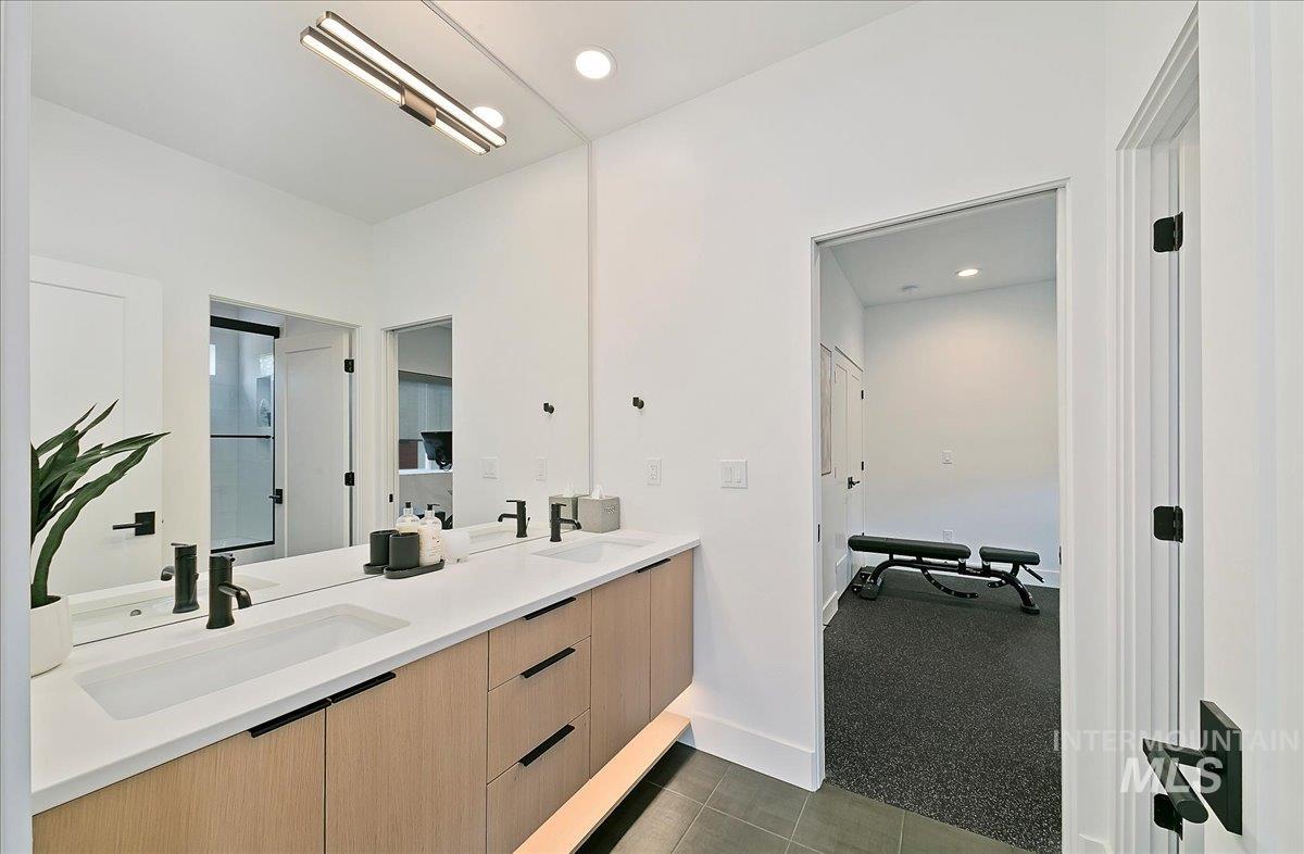 800 East Ashbourne Lane Eagle, ID 83616 - Photo 32 of 47