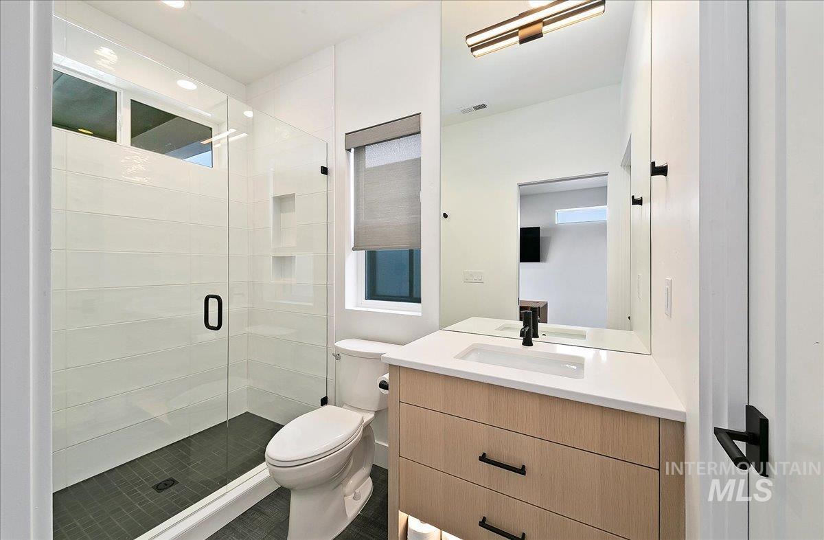 800 East Ashbourne Lane Eagle, ID 83616 - Photo 35 of 47