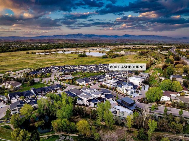 $1,499,000 | 800 East Ashbourne Lane, Eagle, ID 83616